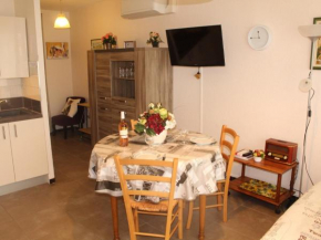 Appartement avec Jardinet Privatif à Balaruc-les-Bains, près des Thermes - Classé ⭐⭐ - FR-1-503-51